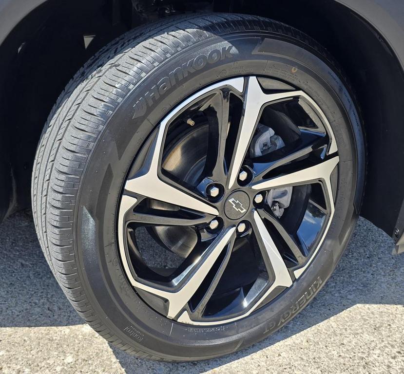 used 2023 Chevrolet TrailBlazer car, priced at $22,300