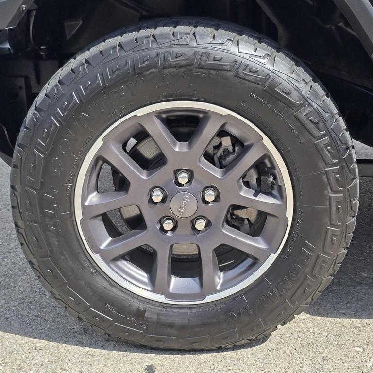 used 2021 Jeep Gladiator car, priced at $26,800