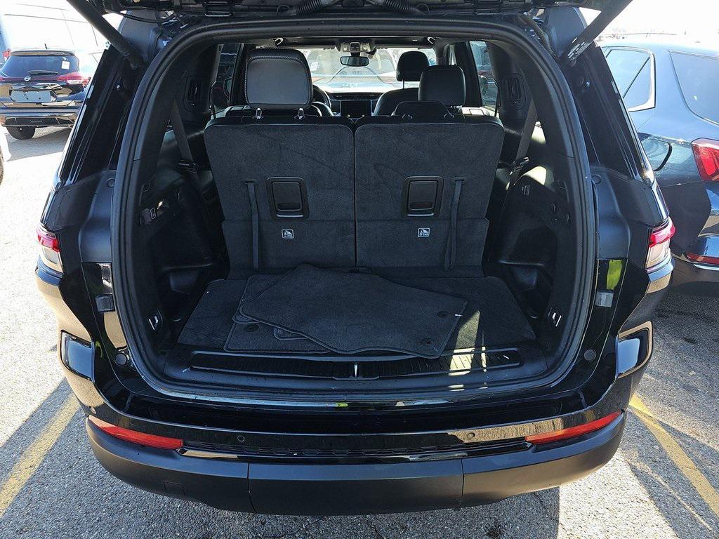 used 2022 Jeep Grand Cherokee L car, priced at $30,800