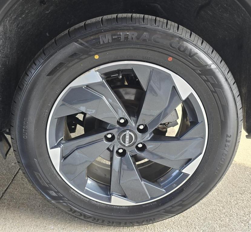 used 2024 Nissan Rogue car, priced at $22,800