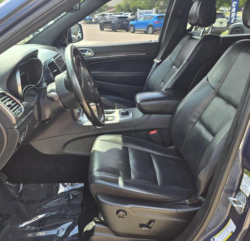 used 2020 Jeep Grand Cherokee car, priced at $21,800