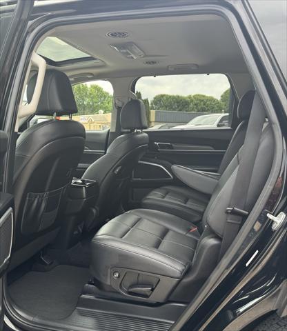 used 2022 Kia Telluride car, priced at $31,800