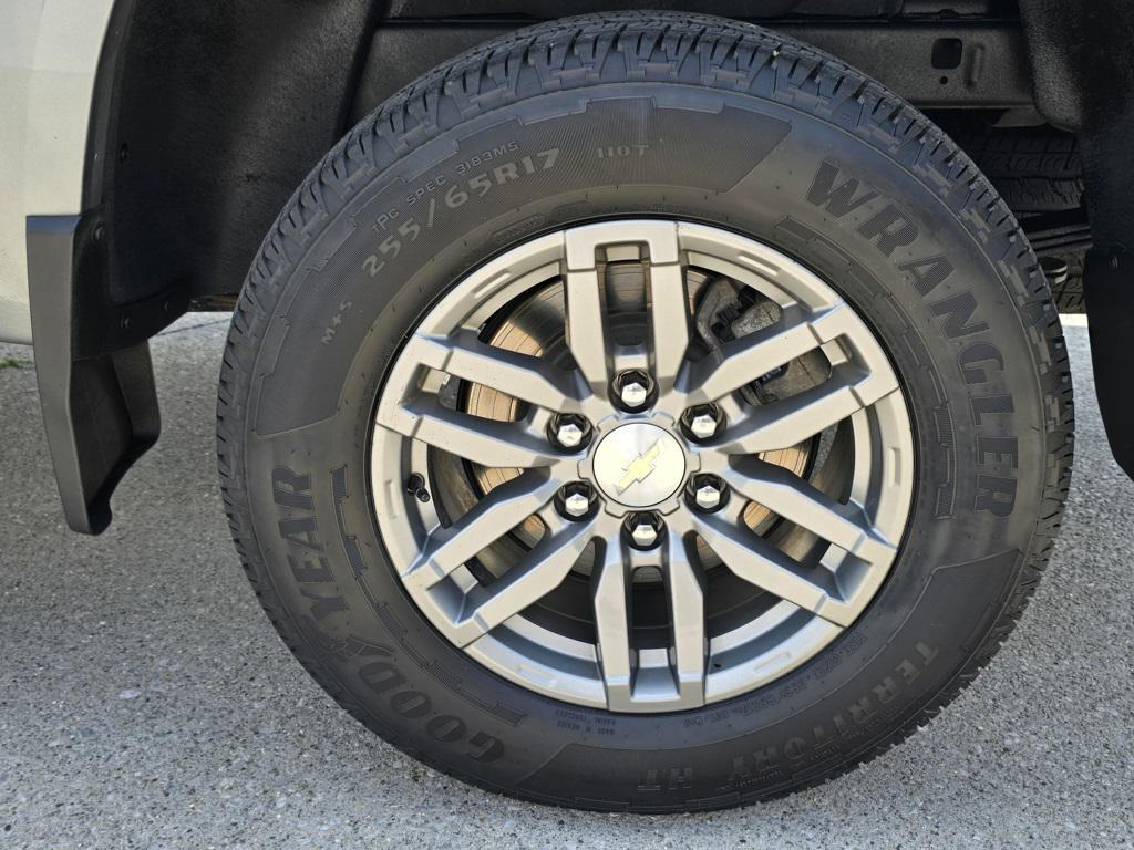 used 2023 Chevrolet Colorado car, priced at $29,800