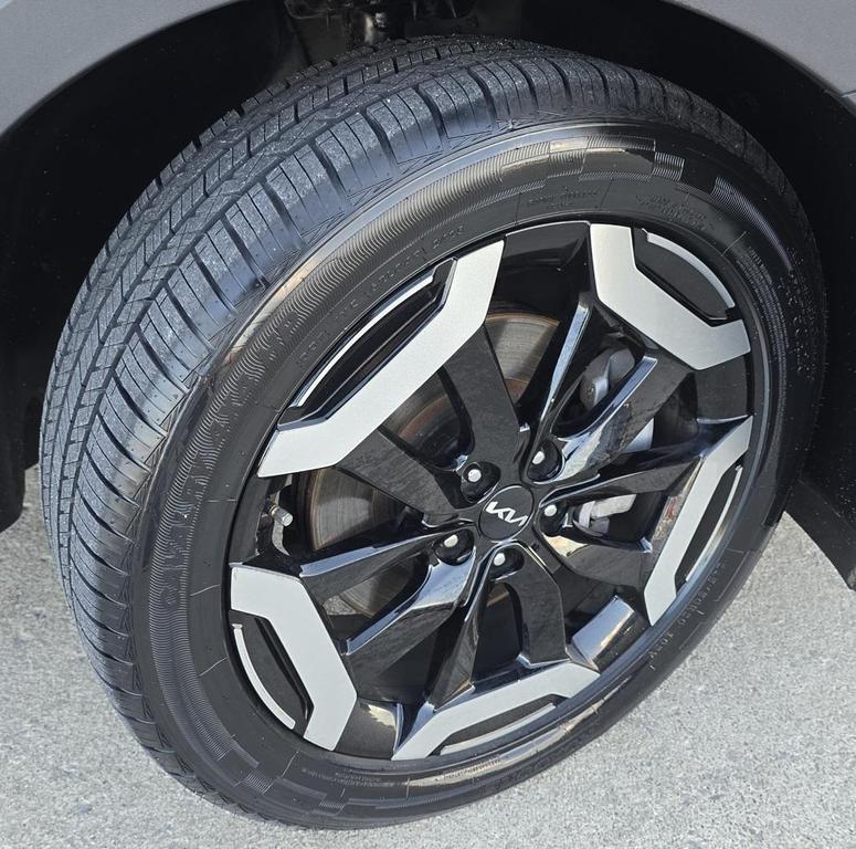 used 2023 Kia Telluride car, priced at $29,800