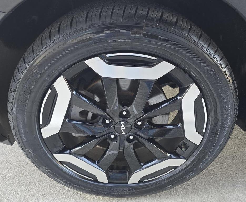 used 2023 Kia Telluride car, priced at $29,800