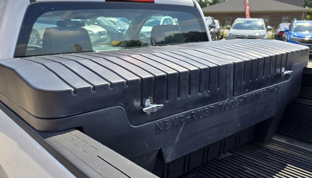 used 2018 Chevrolet Silverado 1500 car, priced at $15,800