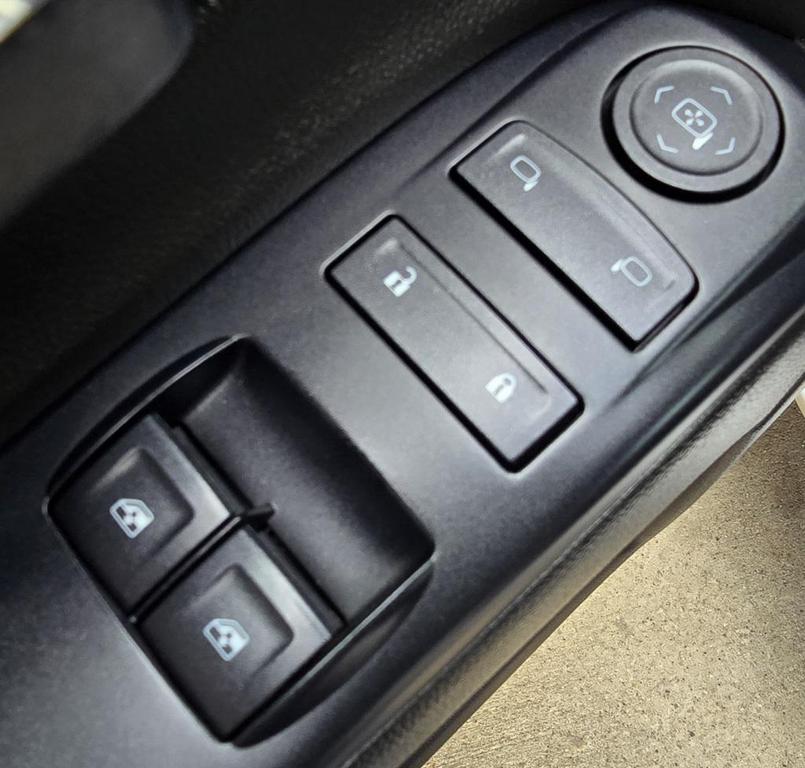 used 2018 Chevrolet Silverado 1500 car, priced at $13,800