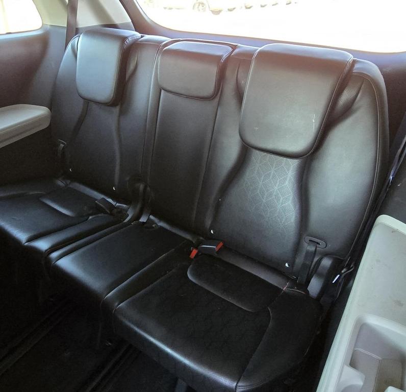 used 2022 Kia Carnival car, priced at $24,800