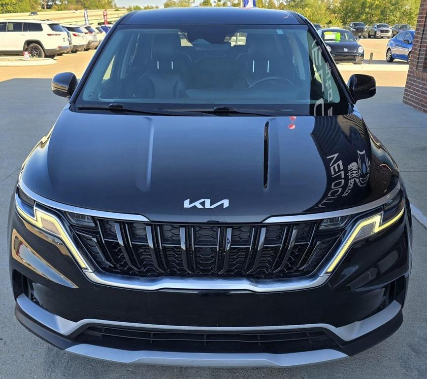 used 2022 Kia Carnival car, priced at $24,800