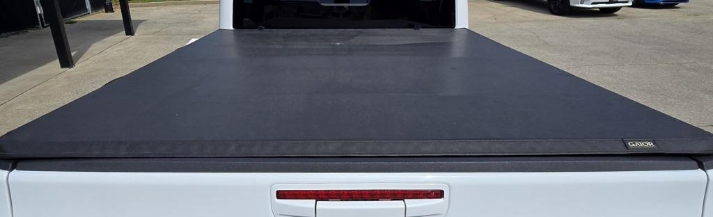 used 2021 Jeep Gladiator car, priced at $32,800