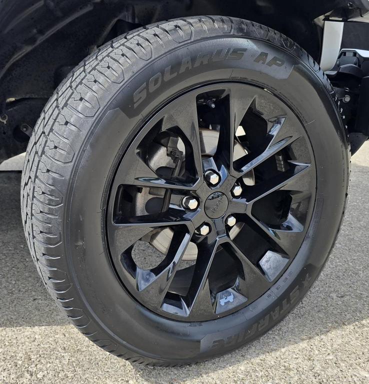 used 2021 Jeep Gladiator car, priced at $32,800