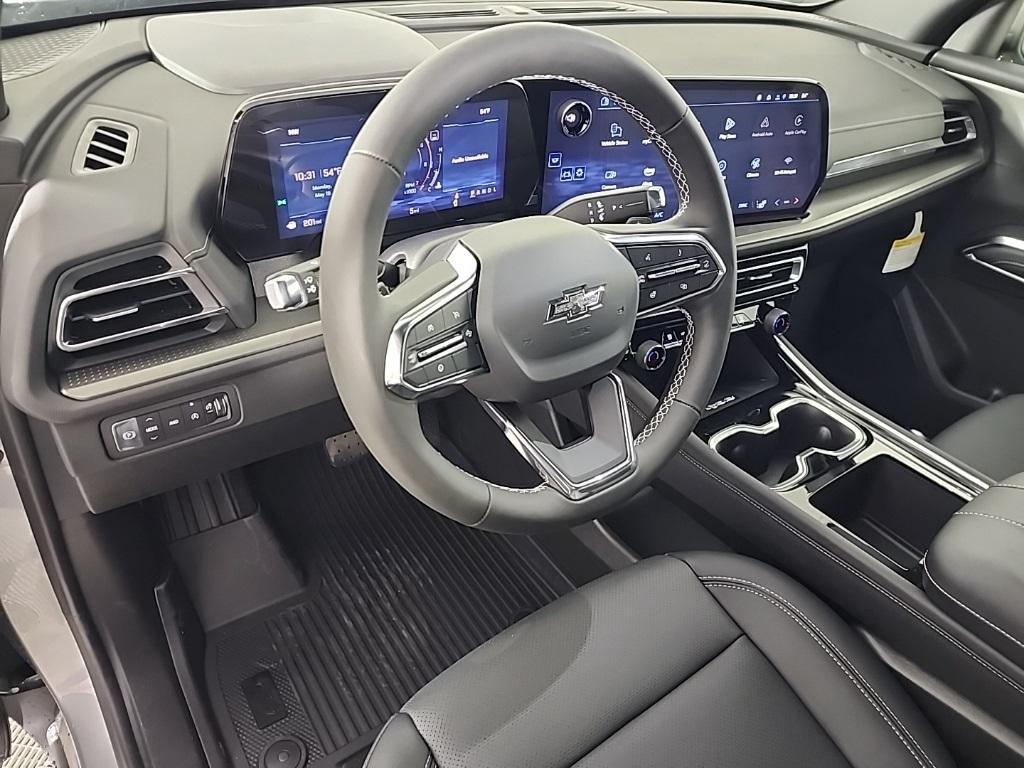new 2025 Chevrolet Traverse car, priced at $46,005