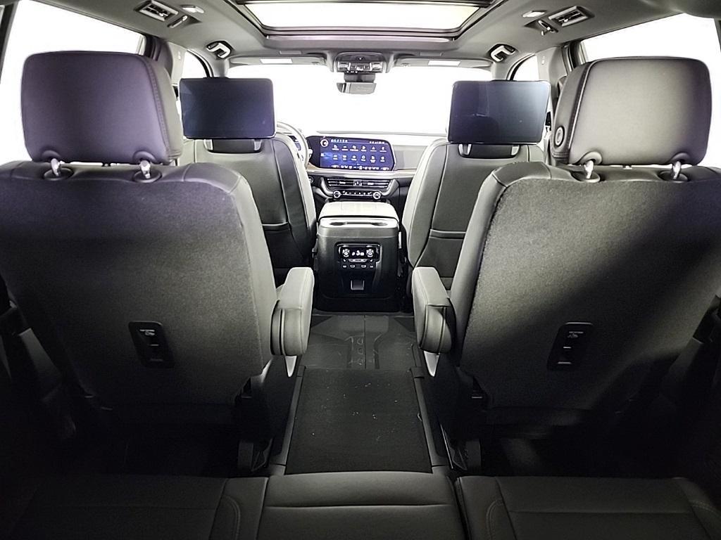 new 2025 Chevrolet Suburban car, priced at $92,441