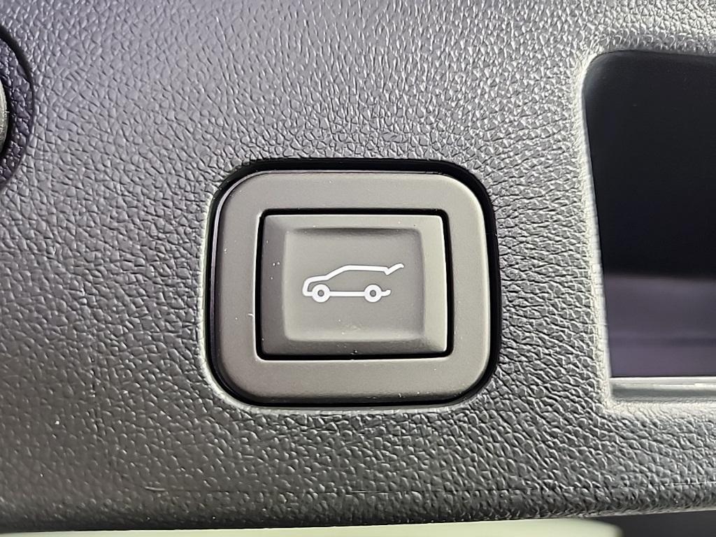 new 2025 Chevrolet Equinox car, priced at $33,462