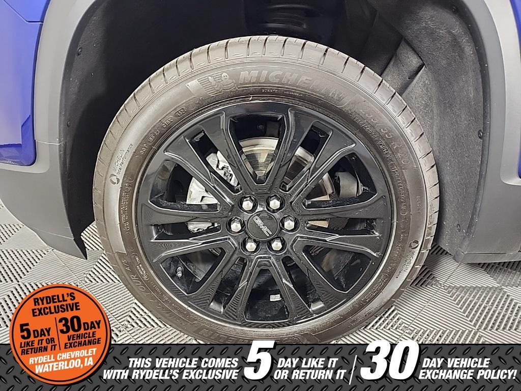 used 2023 GMC Acadia car, priced at $34,992