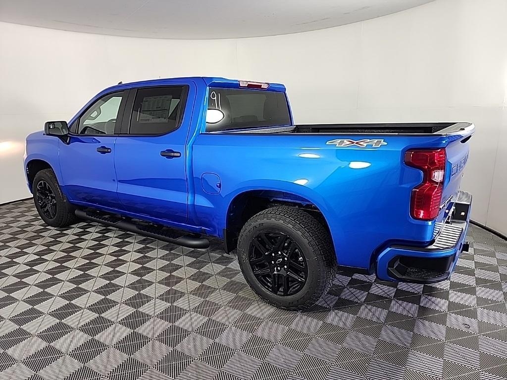 new 2025 Chevrolet Silverado 1500 car, priced at $42,060