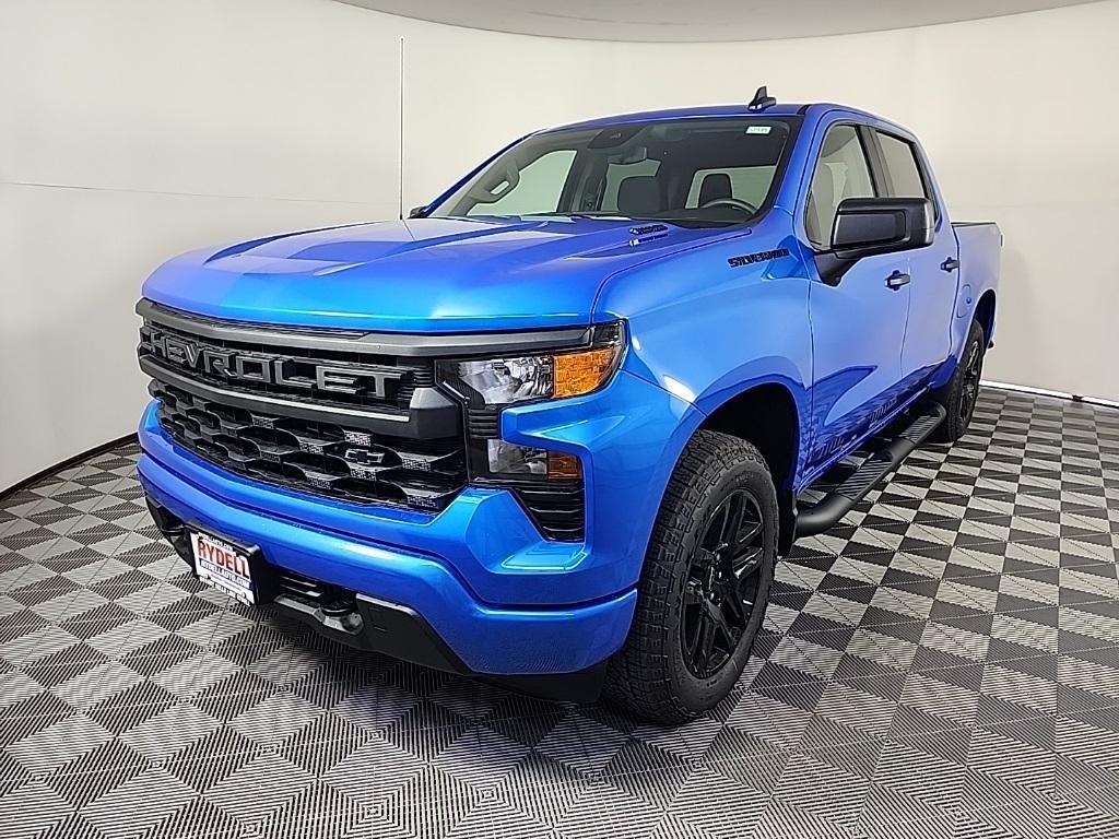 new 2025 Chevrolet Silverado 1500 car, priced at $42,060