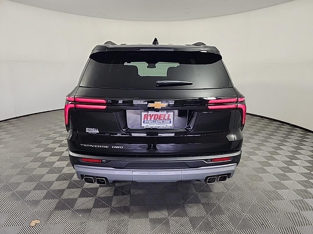 new 2026 Chevrolet Traverse car, priced at $46,120
