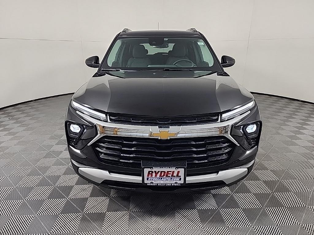 new 2025 Chevrolet TrailBlazer car, priced at $28,999