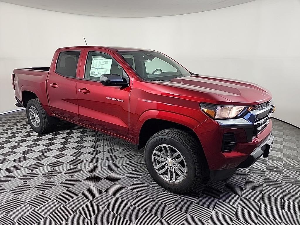 new 2025 Chevrolet Colorado car, priced at $39,129
