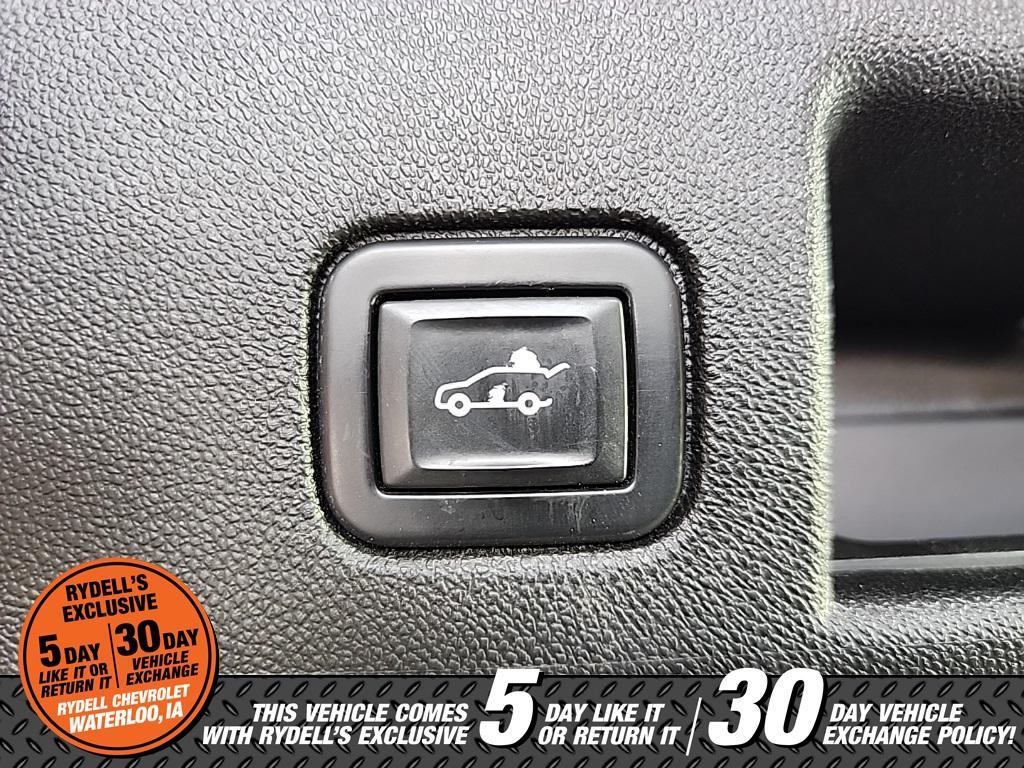 used 2021 Chevrolet Equinox car, priced at $20,991