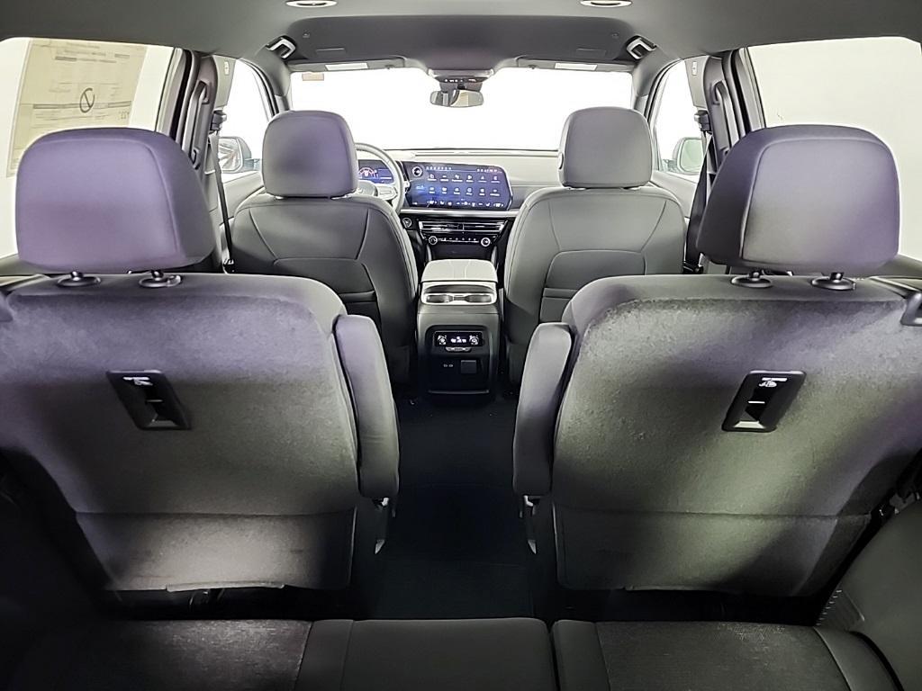new 2025 Chevrolet Traverse car, priced at $40,195
