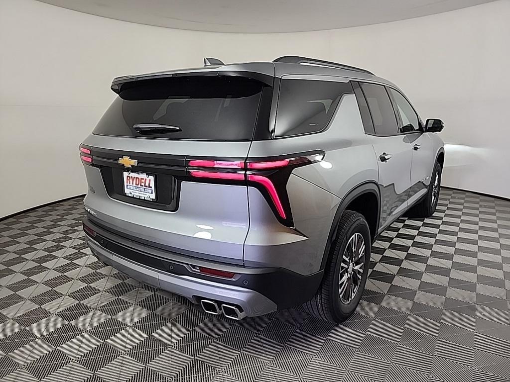new 2025 Chevrolet Traverse car, priced at $40,195