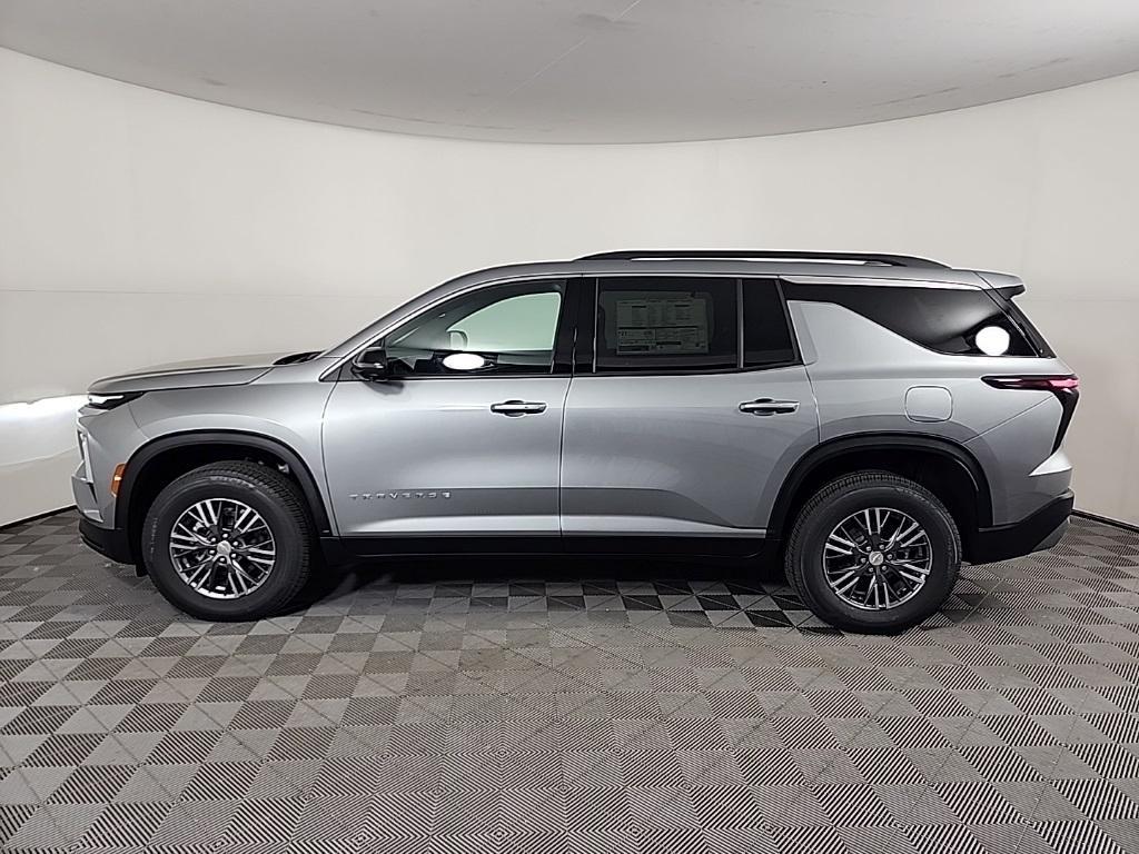new 2025 Chevrolet Traverse car, priced at $43,195
