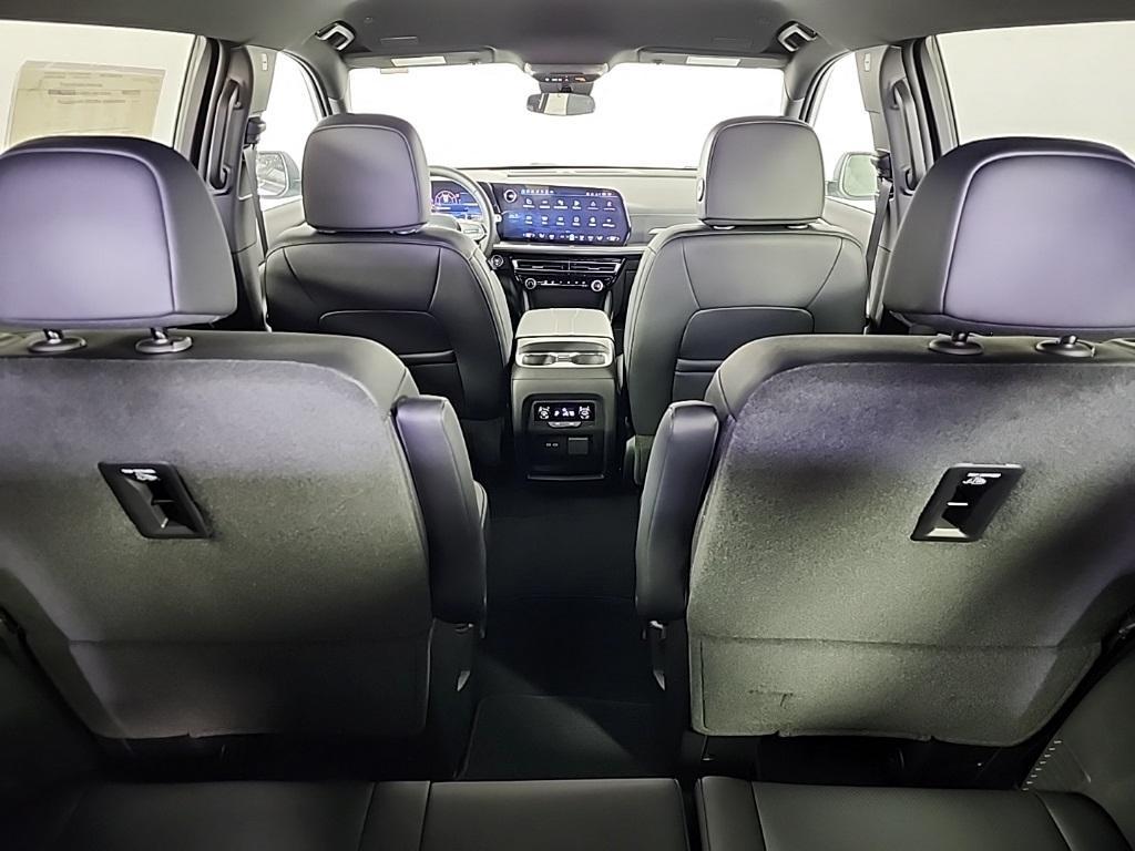 new 2025 Chevrolet Traverse car, priced at $43,195