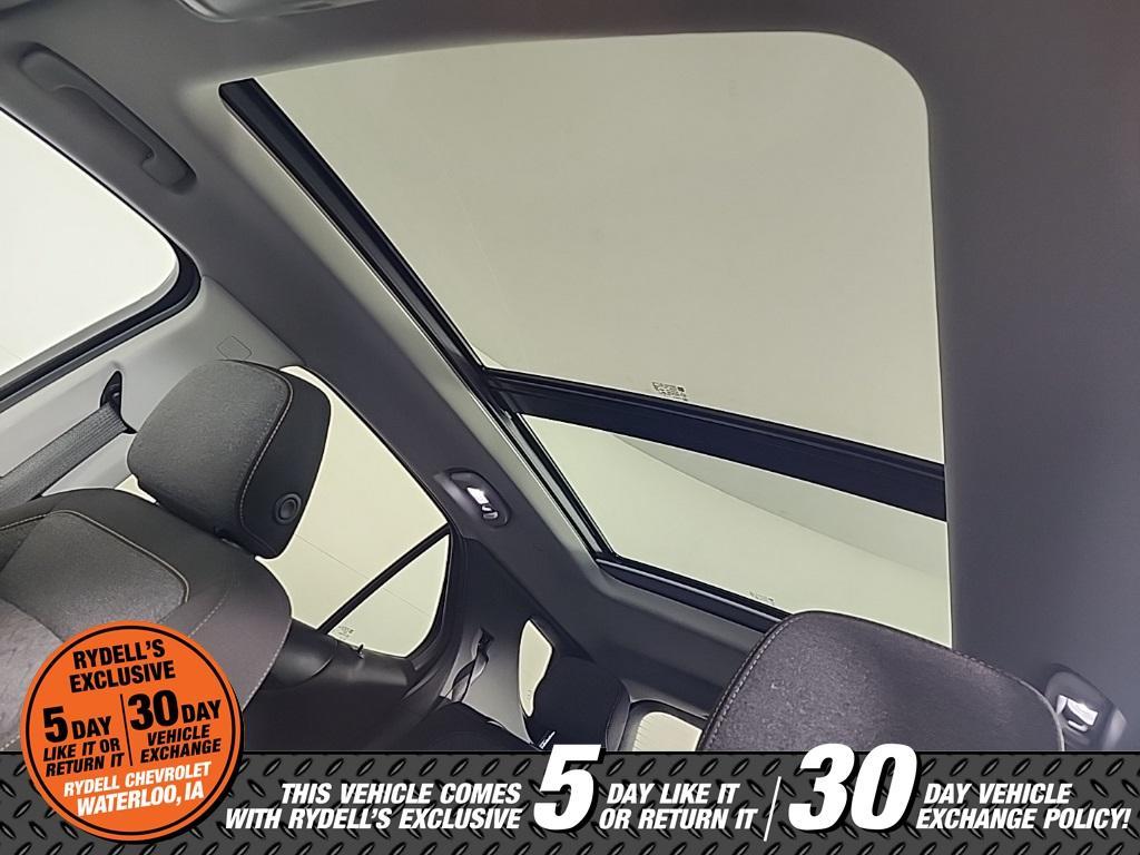 used 2022 Chevrolet Equinox car, priced at $25,332