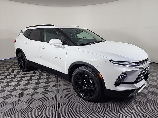 new 2025 Chevrolet Blazer car, priced at $39,687
