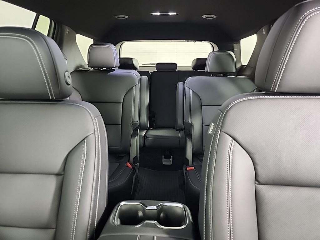 new 2026 Chevrolet Traverse car, priced at $47,944