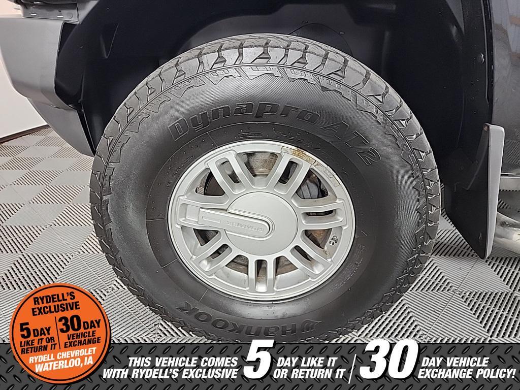 used 2009 Hummer H3 car, priced at $11,991