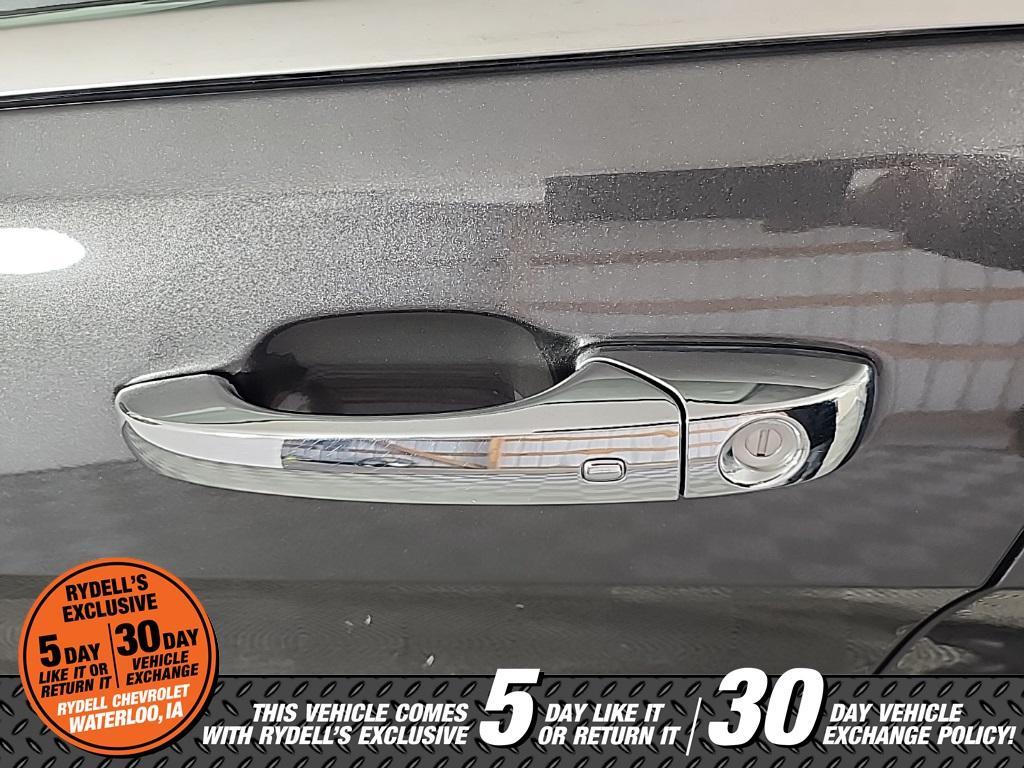 used 2014 Jeep Grand Cherokee car, priced at $12,533