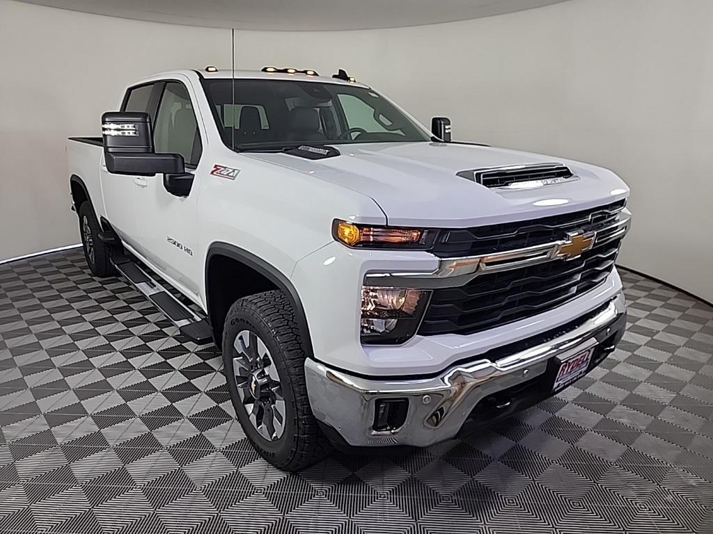 new 2025 Chevrolet Silverado 2500 car, priced at $70,619