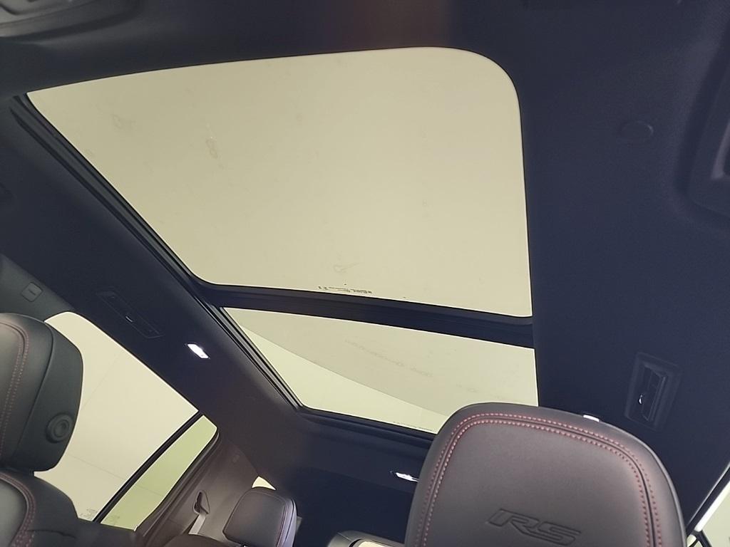 new 2026 Chevrolet Traverse car, priced at $61,819