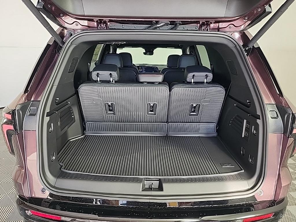 new 2026 Chevrolet Traverse car, priced at $61,819