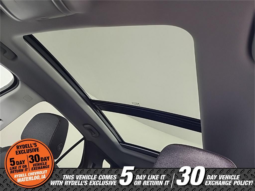 used 2022 Chevrolet Equinox car, priced at $24,991
