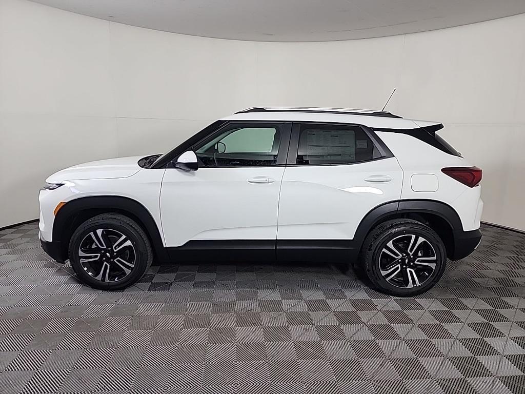 new 2025 Chevrolet TrailBlazer car, priced at $29,658