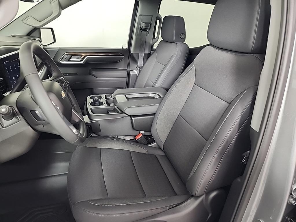 new 2025 Chevrolet Silverado 1500 car, priced at $53,453