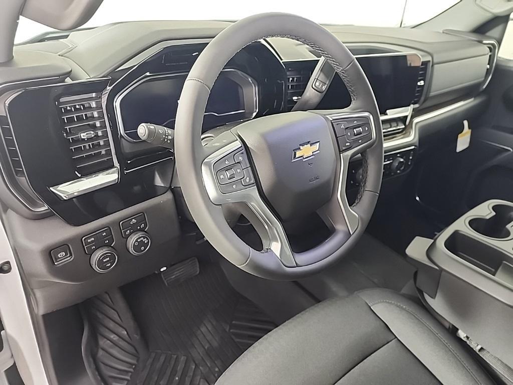 new 2025 Chevrolet Silverado 1500 car, priced at $51,682