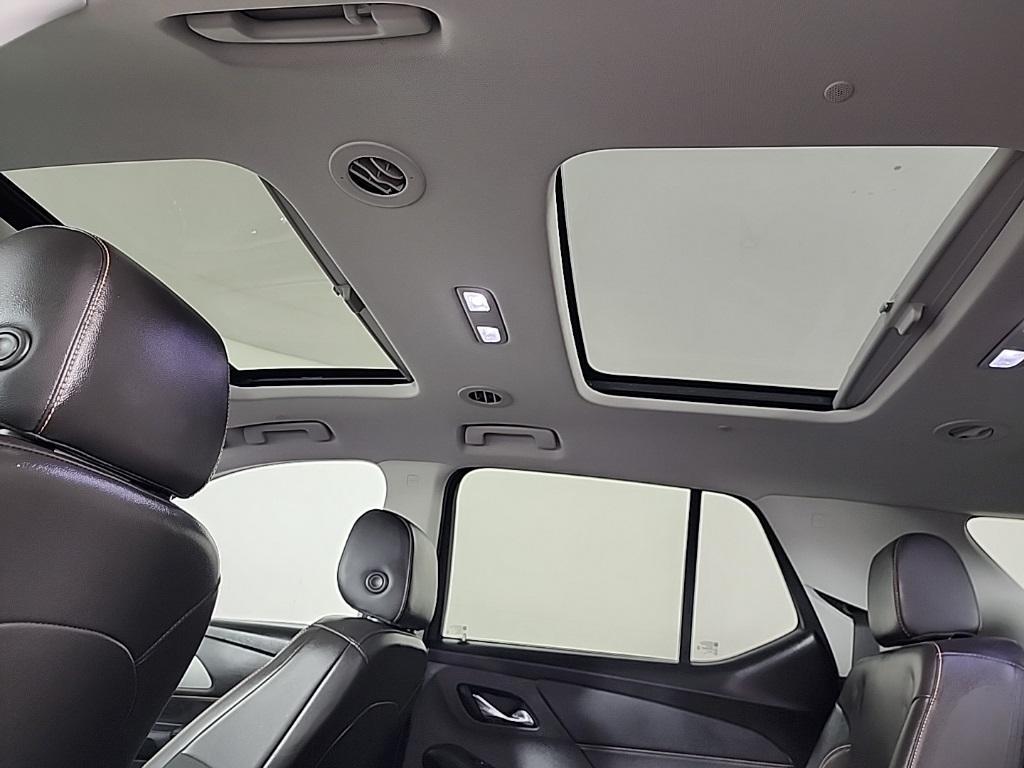 used 2021 Chevrolet Traverse car, priced at $26,491