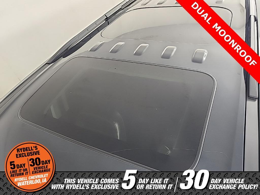 used 2021 Chevrolet Traverse car, priced at $25,922