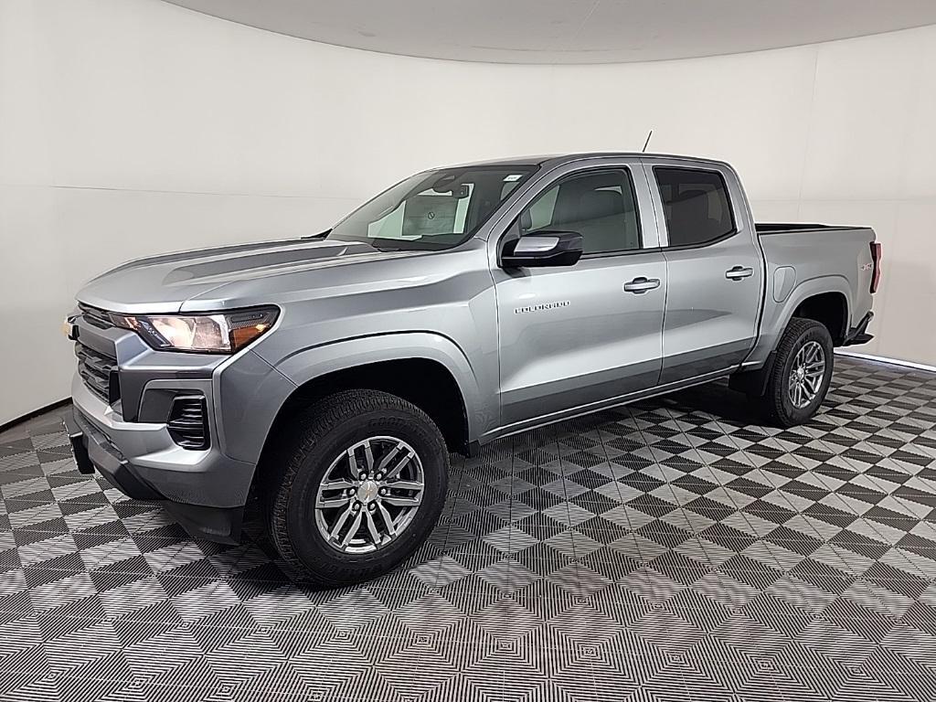 new 2025 Chevrolet Colorado car, priced at $38,097