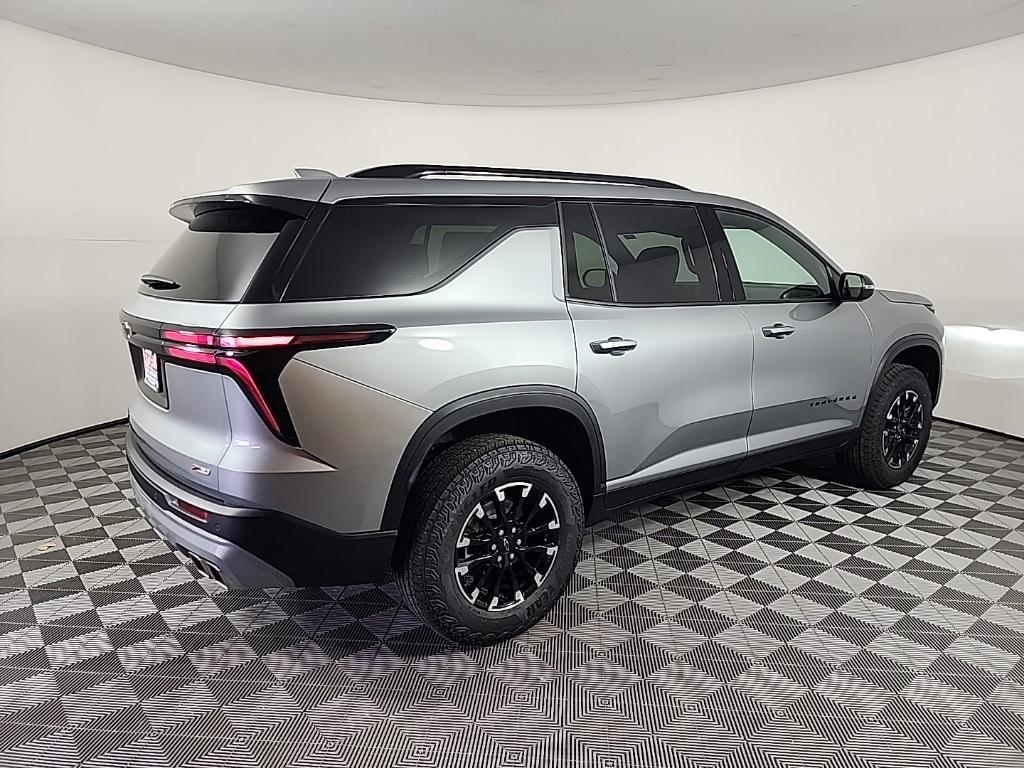 new 2026 Chevrolet Traverse car, priced at $50,990