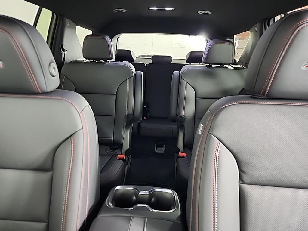 new 2026 Chevrolet Traverse car, priced at $50,990