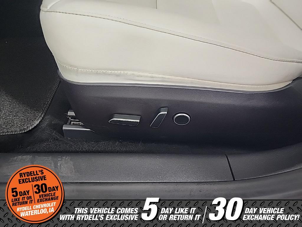 used 2022 Tesla Model 3 car, priced at $29,991