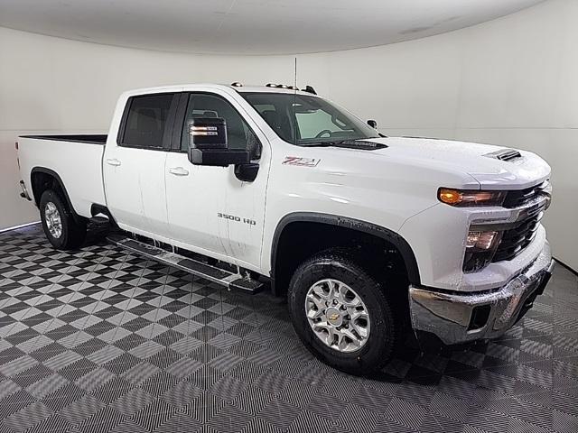 new 2025 Chevrolet Silverado 3500 car, priced at $74,999