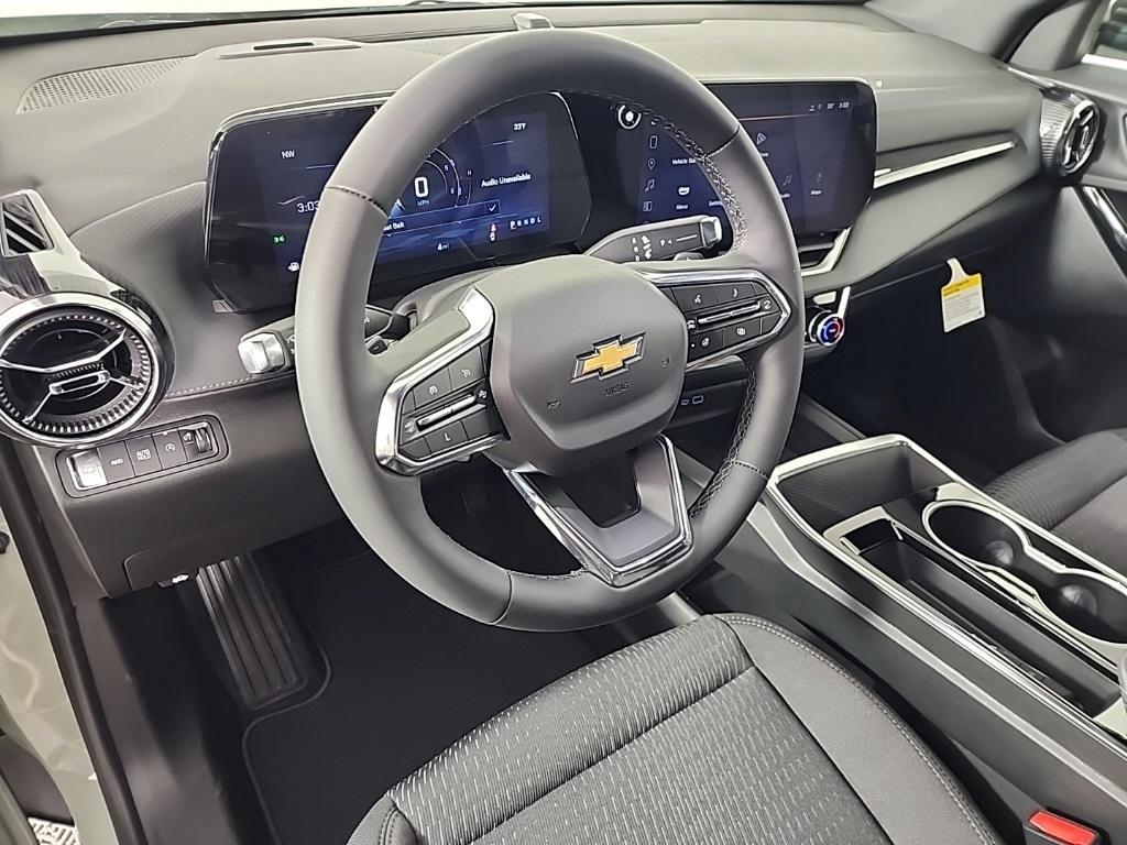 new 2025 Chevrolet Equinox car, priced at $28,495