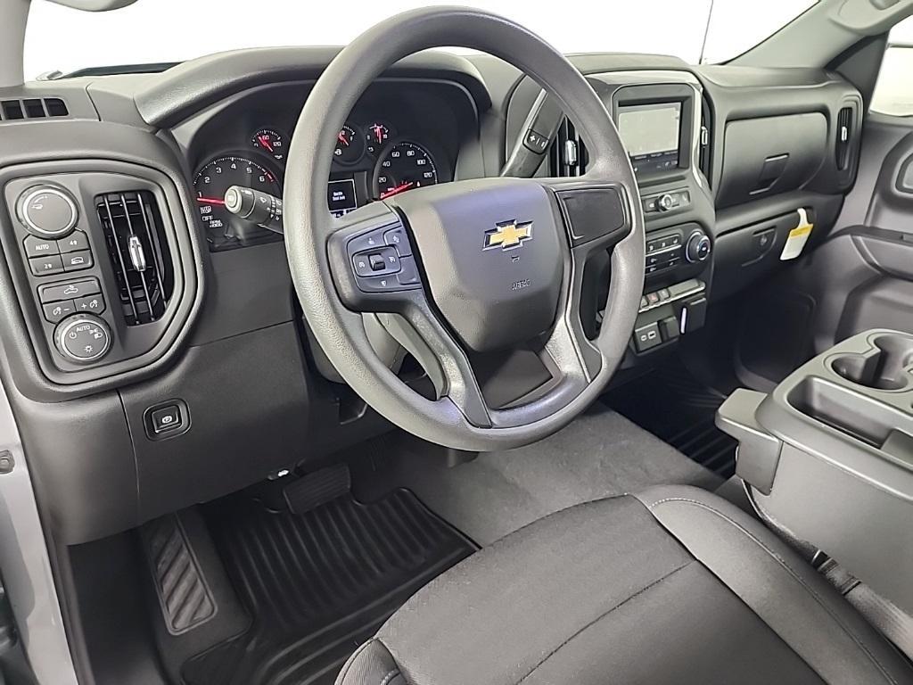 new 2025 Chevrolet Silverado 1500 car, priced at $42,999